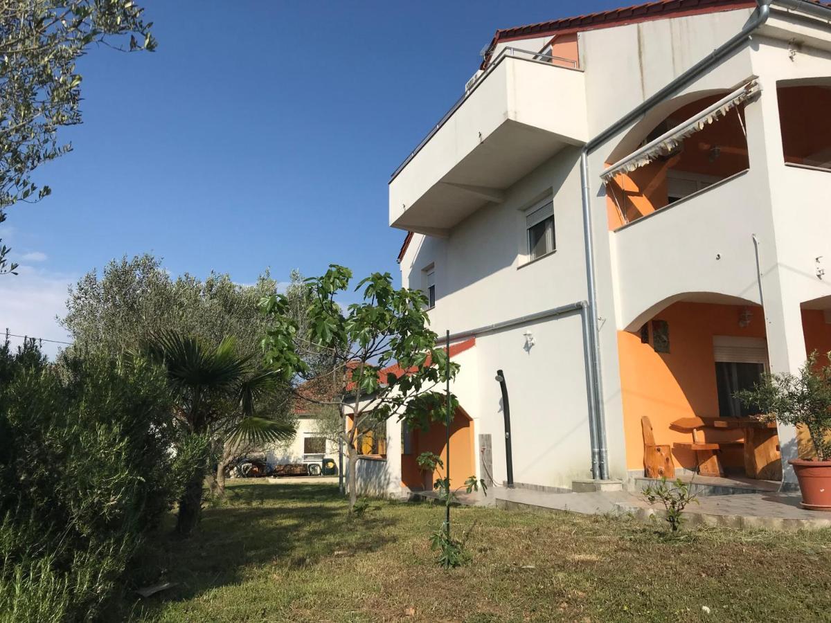 Apartmani Livk Debeljak Bagian luar foto