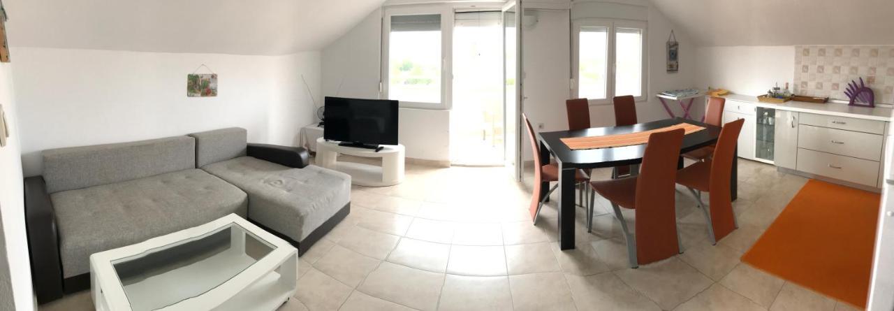 Apartmani Livk Debeljak Bagian luar foto